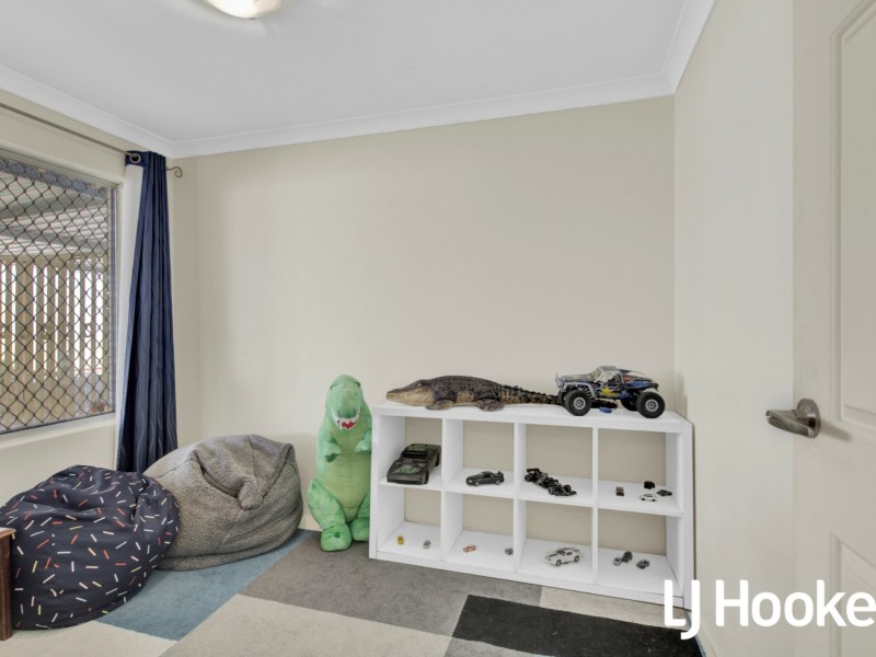 11 Prescott Drive, Gosnells WA 6110