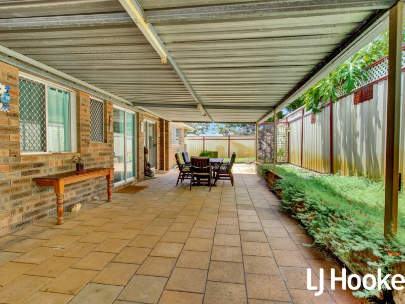 11 Prescott Drive, Gosnells WA 6110