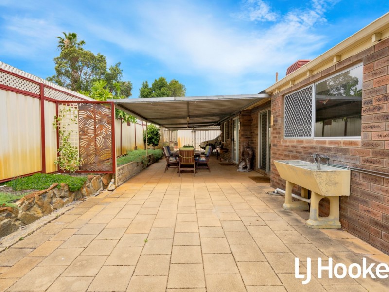 11 Prescott Drive, Gosnells WA 6110