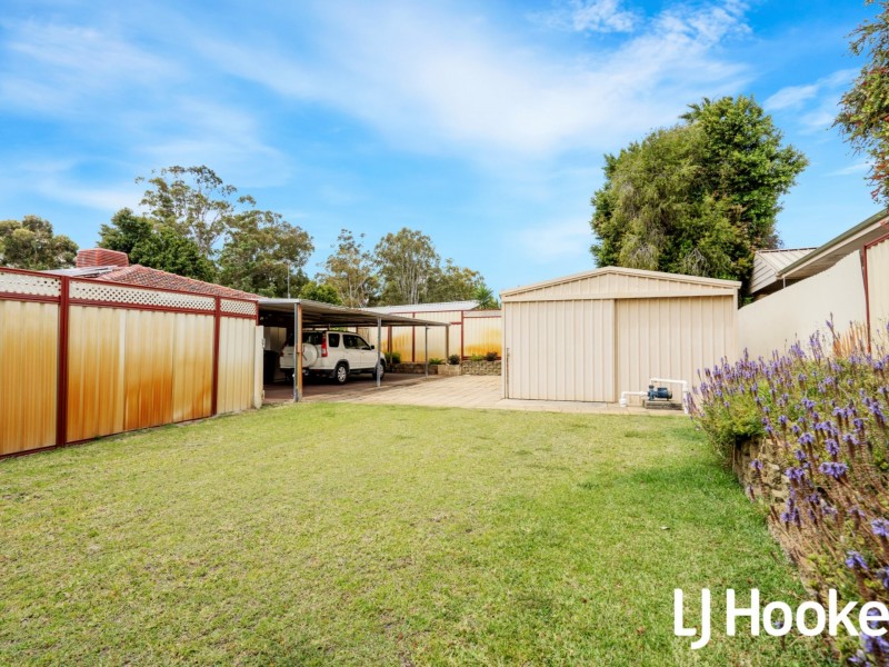 11 Prescott Drive, Gosnells WA 6110