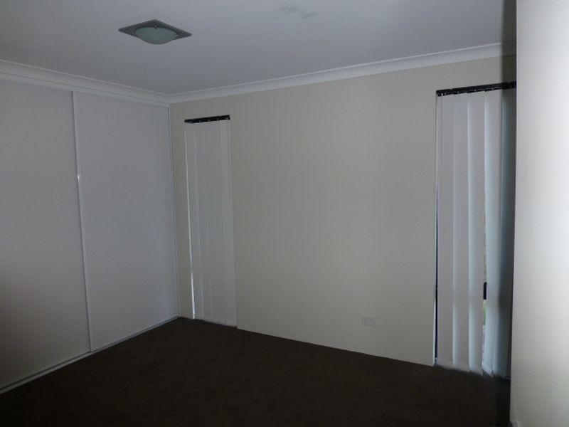 8/2 View Ave, Langford WA 6147