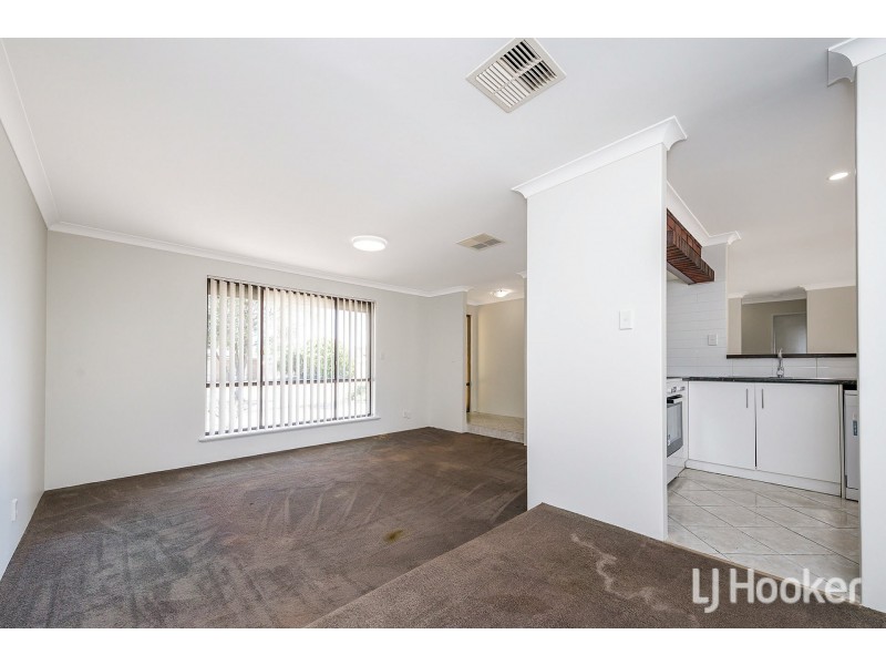 4 Dollis Way, Camillo WA 6111