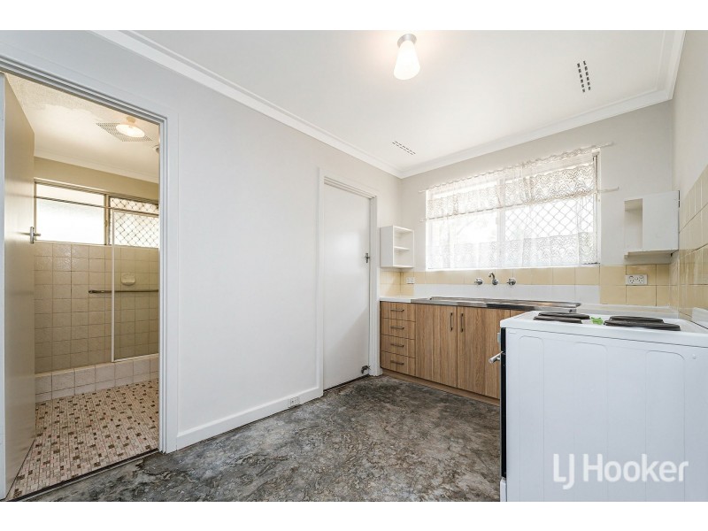65B Lester Drive, Thornlie WA 6108