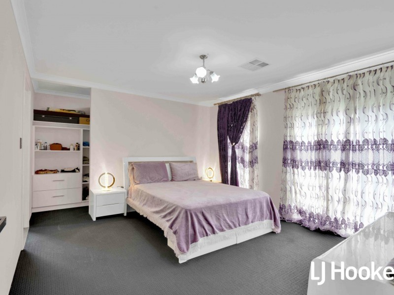 2 Hebrides Drive, Seville Grove WA 6112