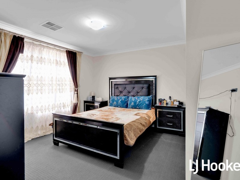 2 Hebrides Drive, Seville Grove WA 6112