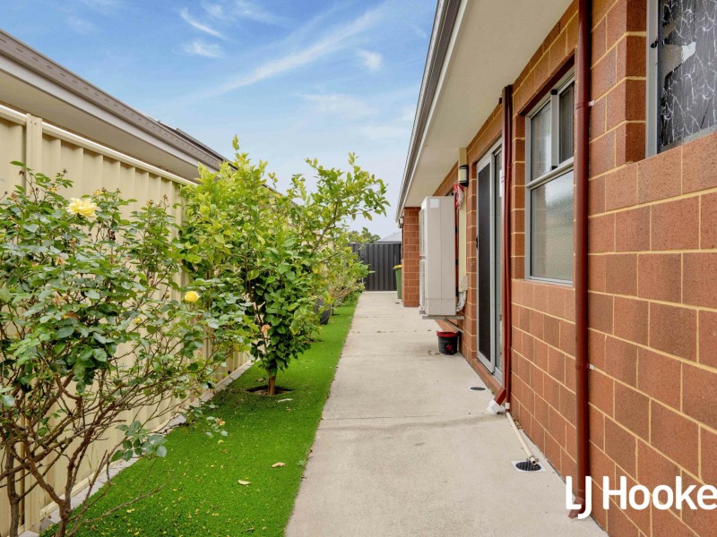 2 Hebrides Drive, Seville Grove WA 6112