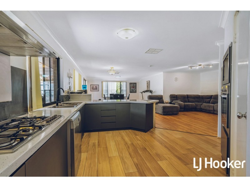 26 Burbank Street, Canning Vale WA 6155