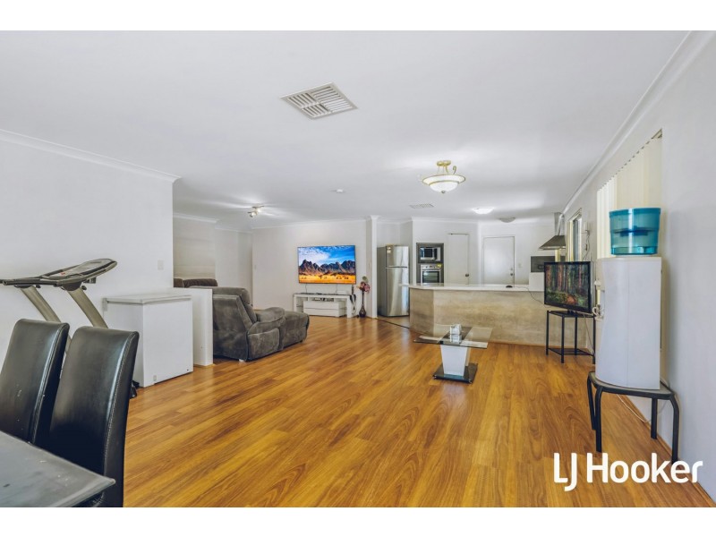 26 Burbank Street, Canning Vale WA 6155