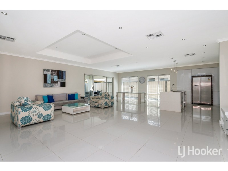 36 Pentecost Loop, Southern River WA 6110