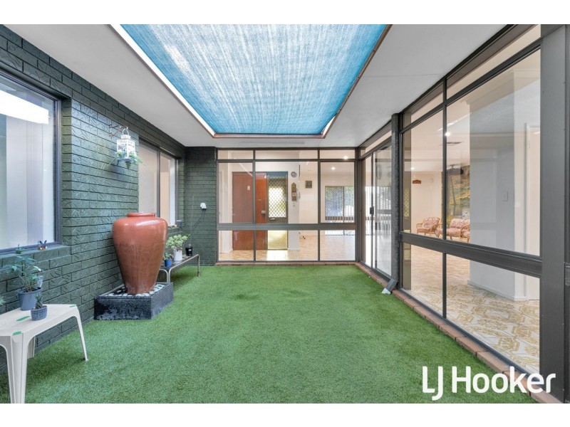 77 Thornlie Avenue, Thornlie WA 6108