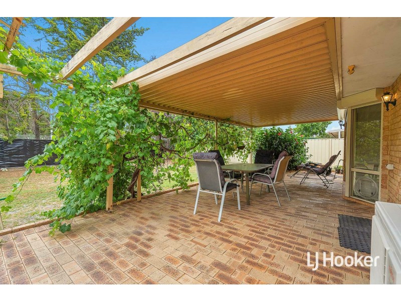 27 Nyandi Court, Thornlie WA 6108