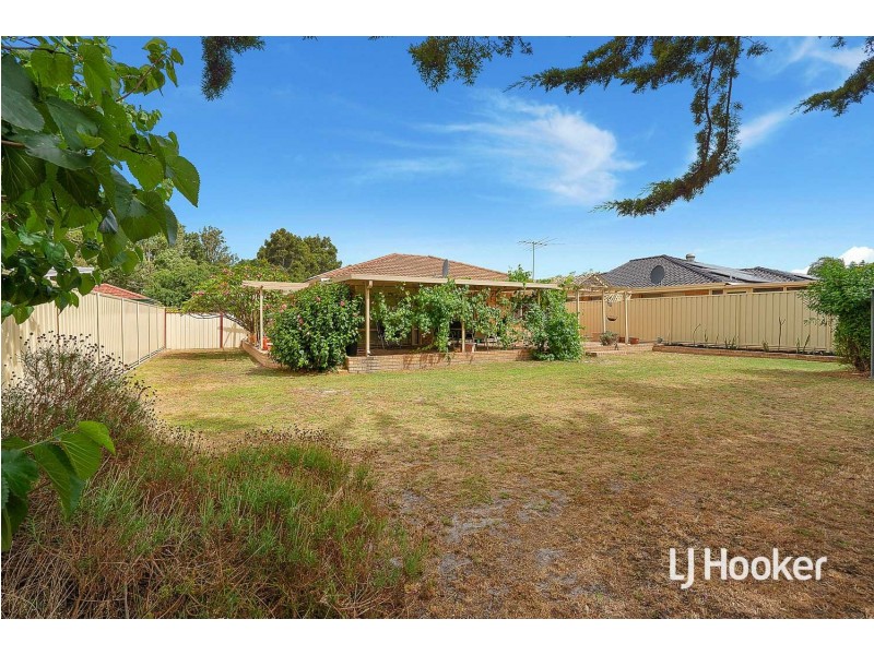 27 Nyandi Court, Thornlie WA 6108