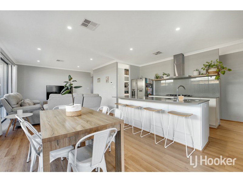 12 Paignton Avenue, Wellard WA 6170