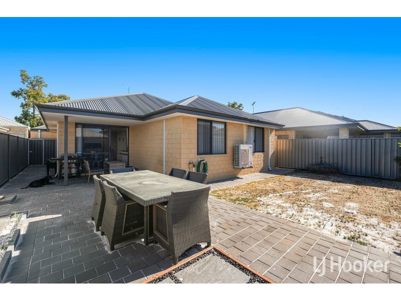 12 Paignton Avenue, Wellard WA 6170