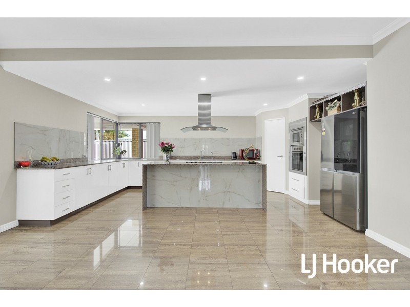 31 Sandmartin Drive, Southern River WA 6110