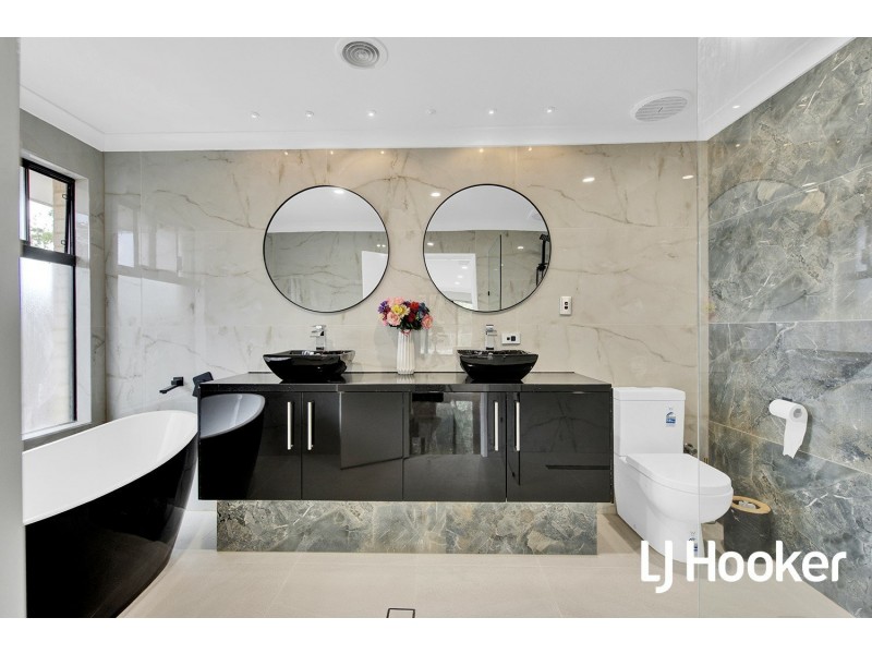 31 Sandmartin Drive, Southern River WA 6110