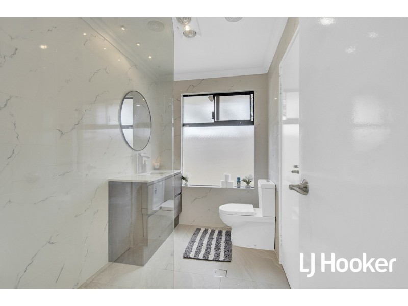 31 Sandmartin Drive, Southern River WA 6110