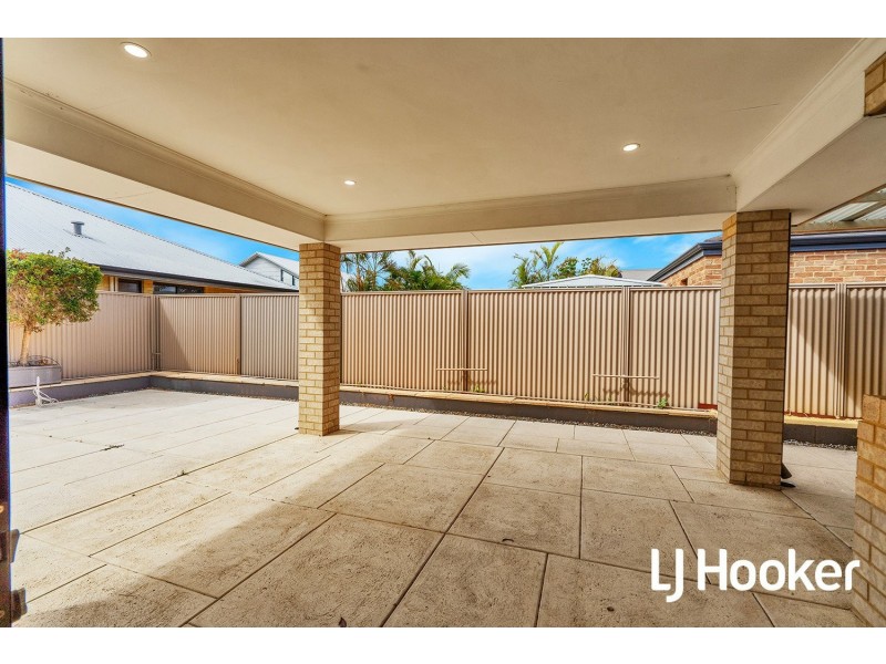 31 Sandmartin Drive, Southern River WA 6110