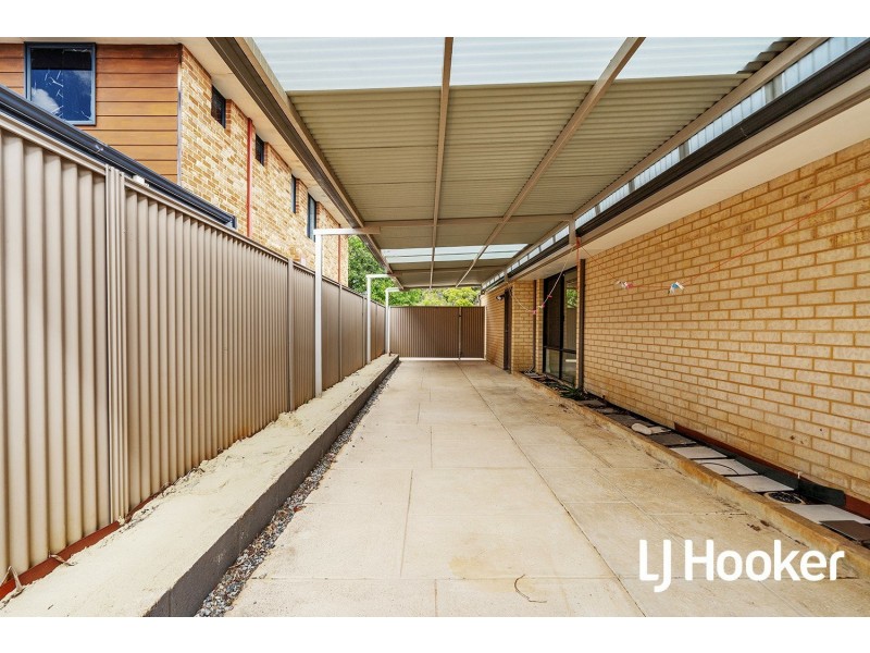 31 Sandmartin Drive, Southern River WA 6110