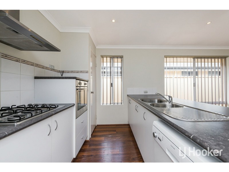 31 Rosinski Circle, Tapping WA 6065