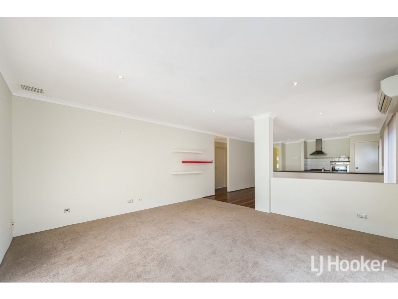 31 Rosinski Circle, Tapping WA 6065