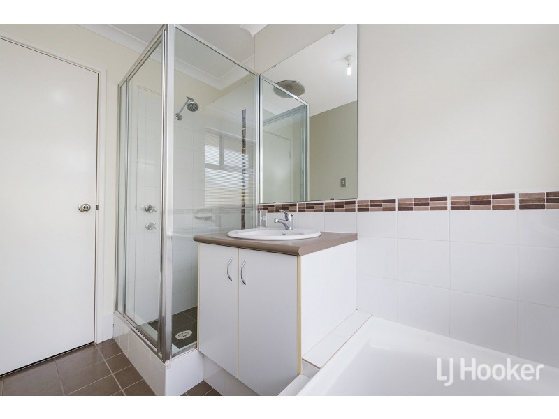 31 Rosinski Circle, Tapping WA 6065