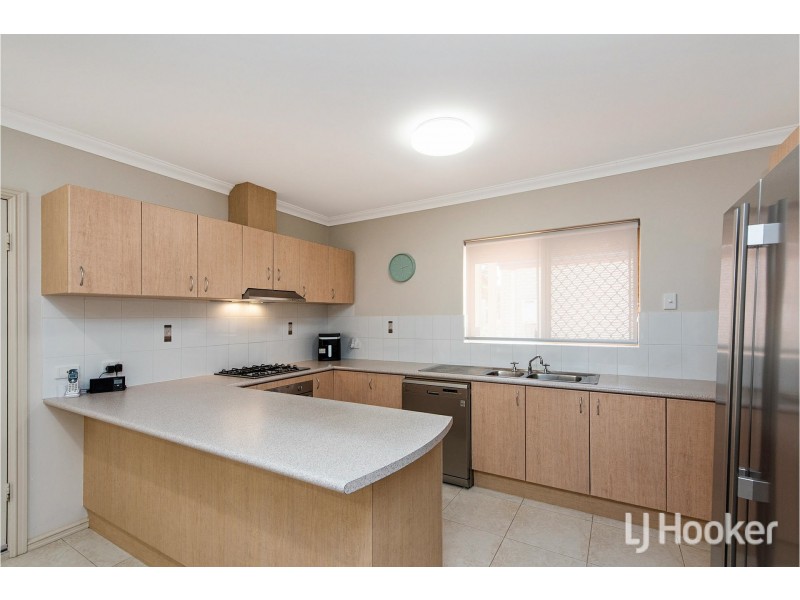 35C Connemara Drive, Thornlie WA 6108
