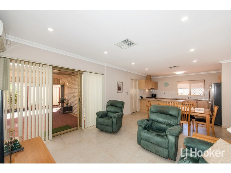 35C Connemara Drive, Thornlie WA 6108