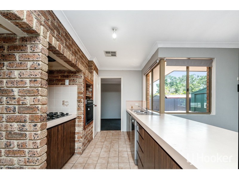 8 Newbold Court, Gosnells WA 6110