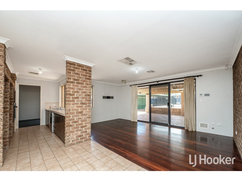 8 Newbold Court, Gosnells WA 6110