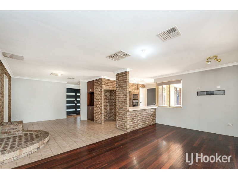 8 Newbold Court, Gosnells WA 6110