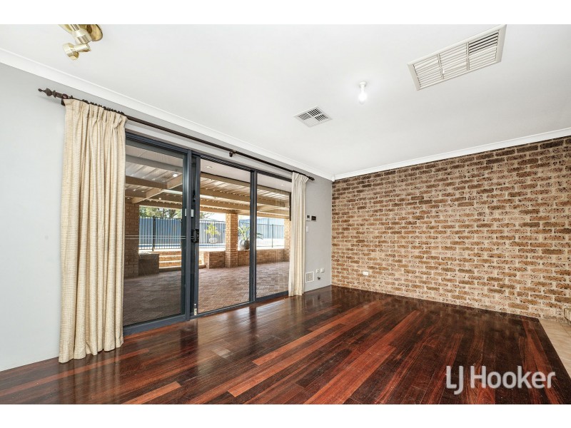 8 Newbold Court, Gosnells WA 6110