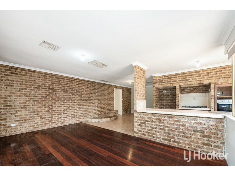 8 Newbold Court, Gosnells WA 6110