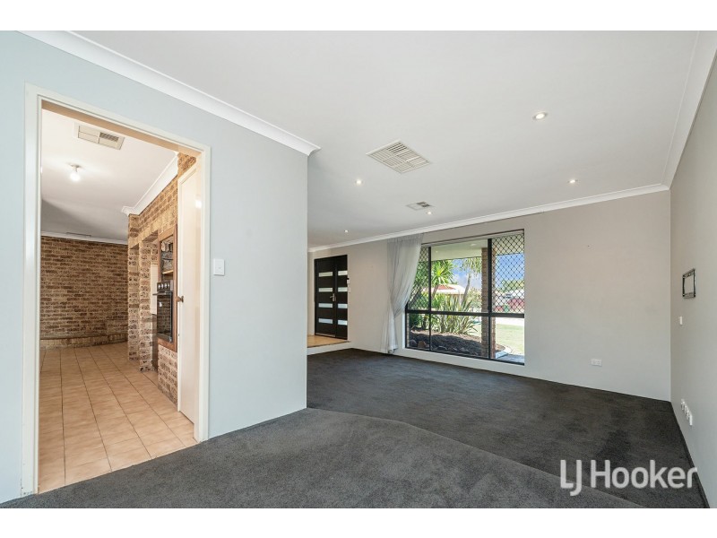 8 Newbold Court, Gosnells WA 6110