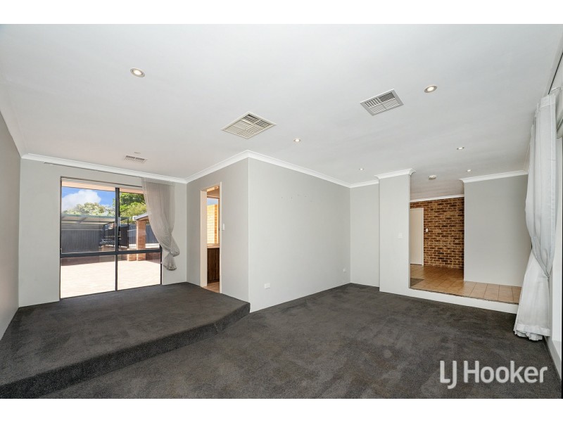 8 Newbold Court, Gosnells WA 6110