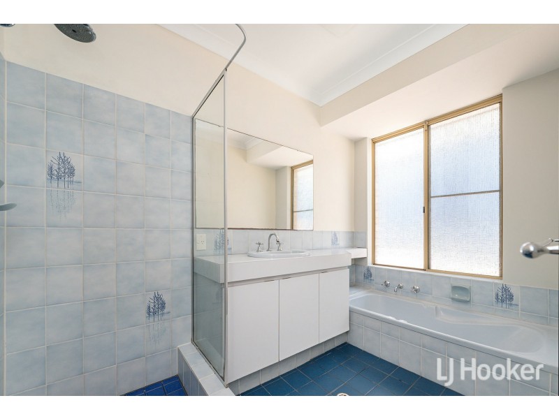 8 Newbold Court, Gosnells WA 6110