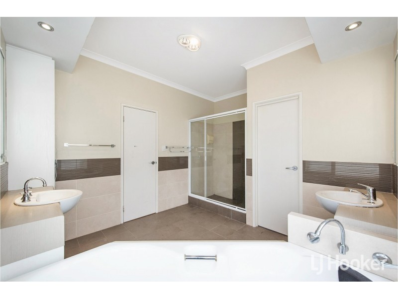 22 Annandale Way, Harrisdale WA 6112