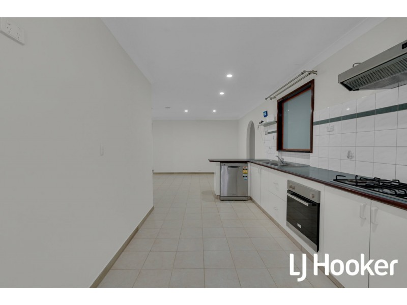 15 Hannan Place, Huntingdale WA 6110