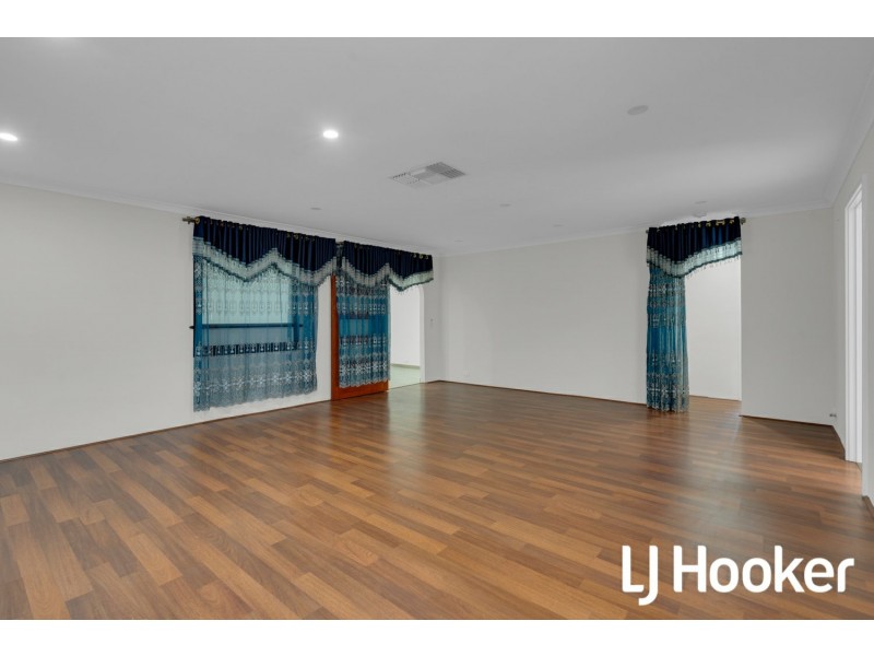 15 Hannan Place, Huntingdale WA 6110