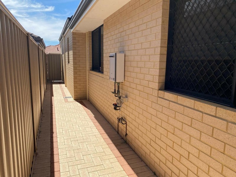 3 Canterbury Trail, Harrisdale WA 6112