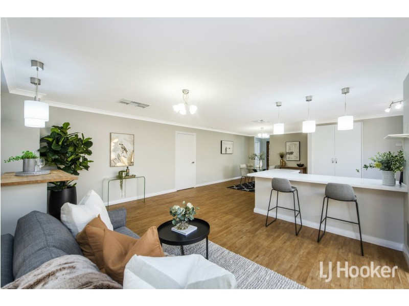 11 Bottlebrush Drive, Thornlie WA 6108