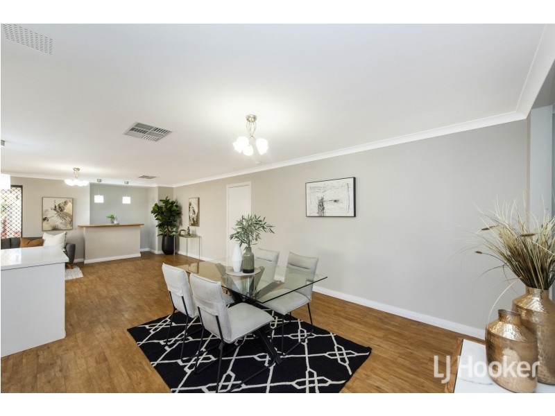 11 Bottlebrush Drive, Thornlie WA 6108