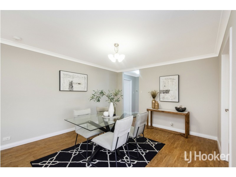 11 Bottlebrush Drive, Thornlie WA 6108