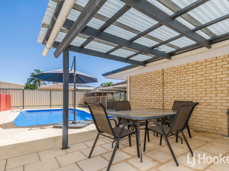 72 Discovery Drive, Thornlie WA 6108