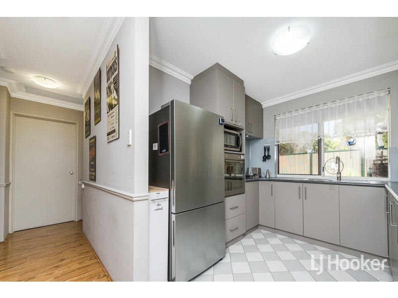 8/2 Glennis Close, Gosnells WA 6110