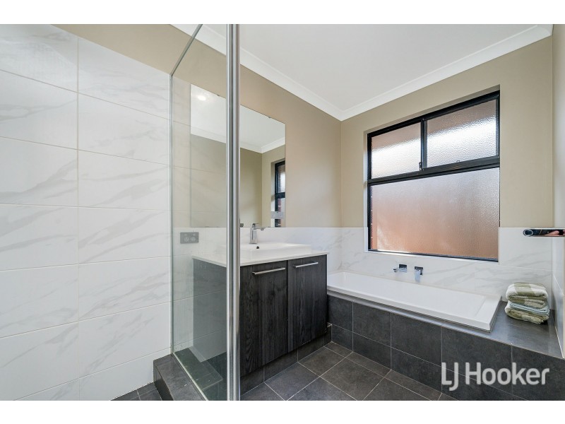 8 Ashburton Drive, Gosnells WA 6110