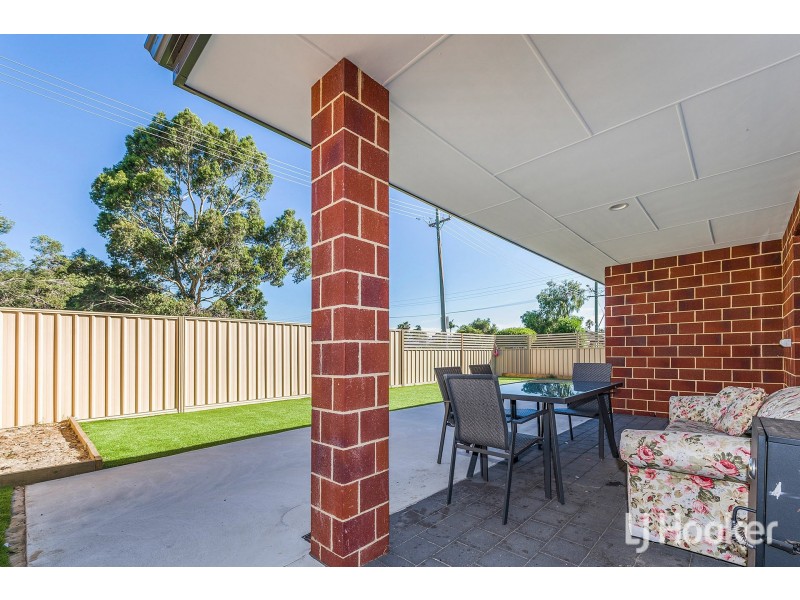 8 Ashburton Drive, Gosnells WA 6110