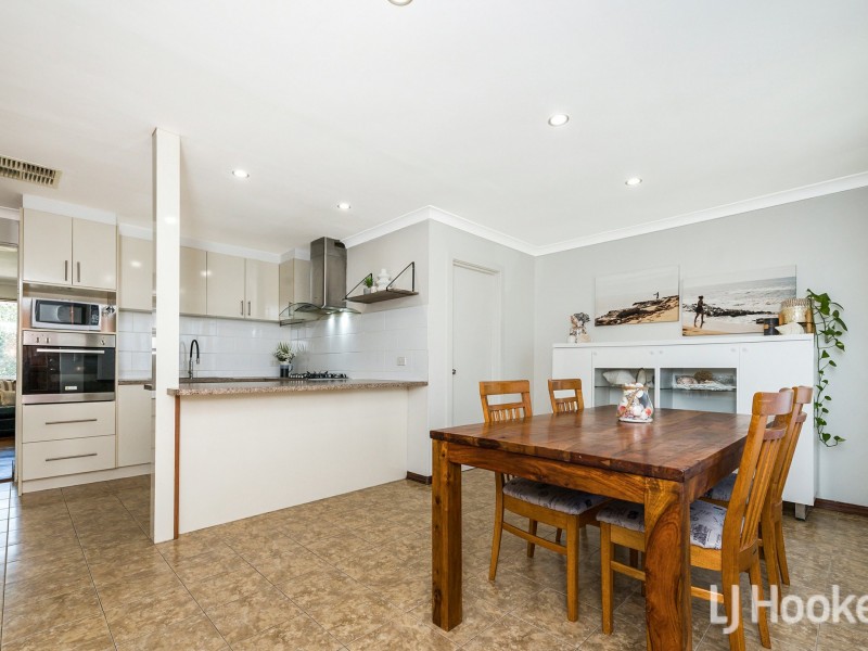 5 Tawny Way, Thornlie WA 6108