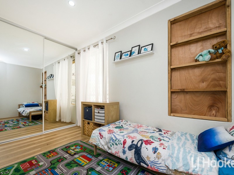 5 Tawny Way, Thornlie WA 6108