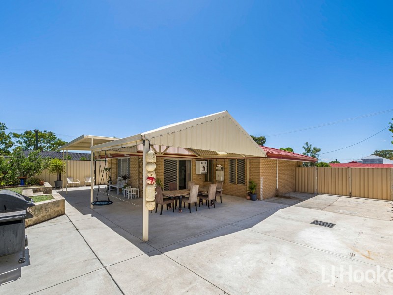 5 Tawny Way, Thornlie WA 6108